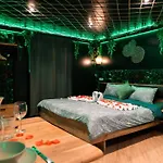 Apartamento L'oasis Tropicale, Jacuzzi, *